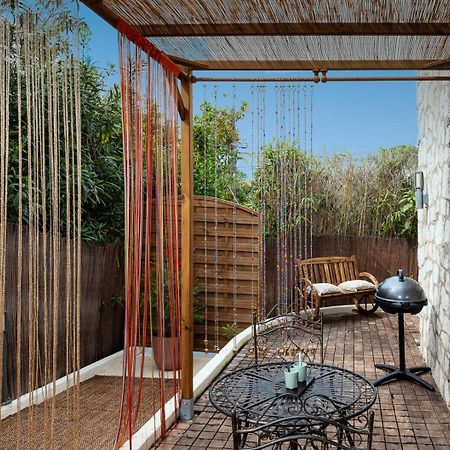 Studio Terrasse La Roulotte Du Tzigane Mandara Beach Antibes Juan-Les-Pins Exterior photo